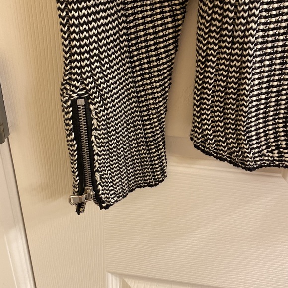 H&M zip front sweater - Picture 4 of 5